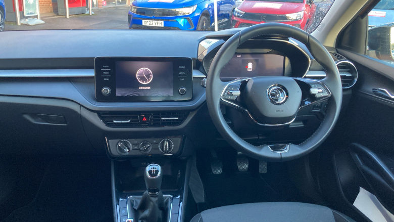 Skoda Fabia 1.0 MPI 80 Colour Edition 5dr Petrol Hatchback